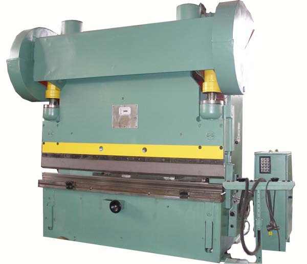 Загальний вигляд  листогибочного кривошипного пресса ИВ1330